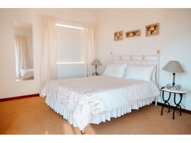 5 Bedroom Property for Sale in Stilbaai Wes Western Cape